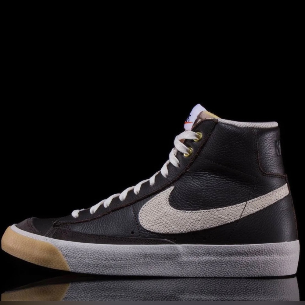 Nike Blazer Mid '77 'Orewood Brown.” Men’s Size 10 (US).